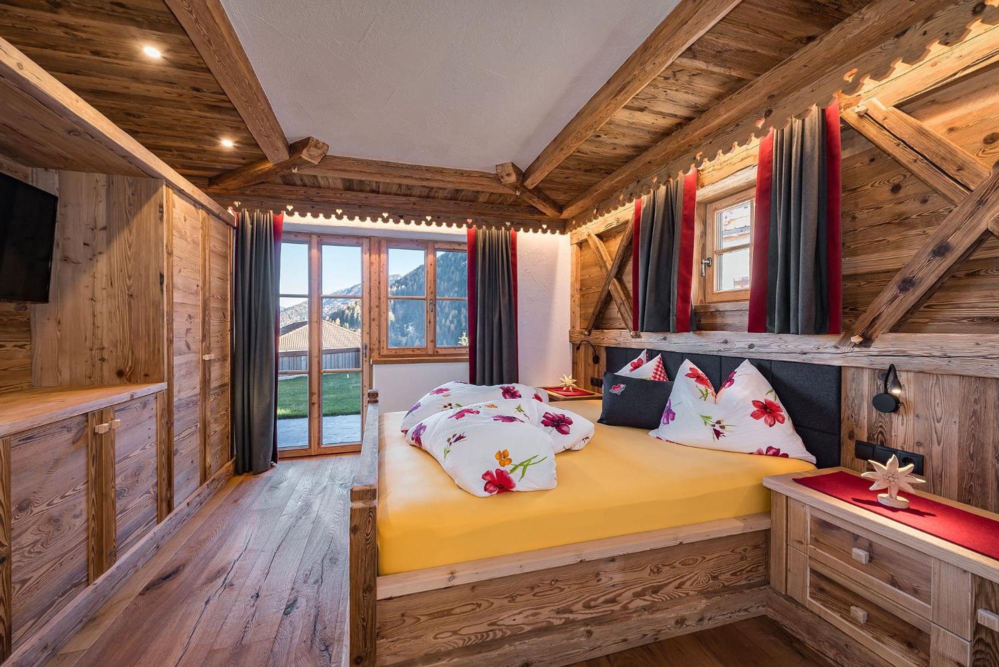 Chalets Almdorf Haidenberg Brunico Camera foto