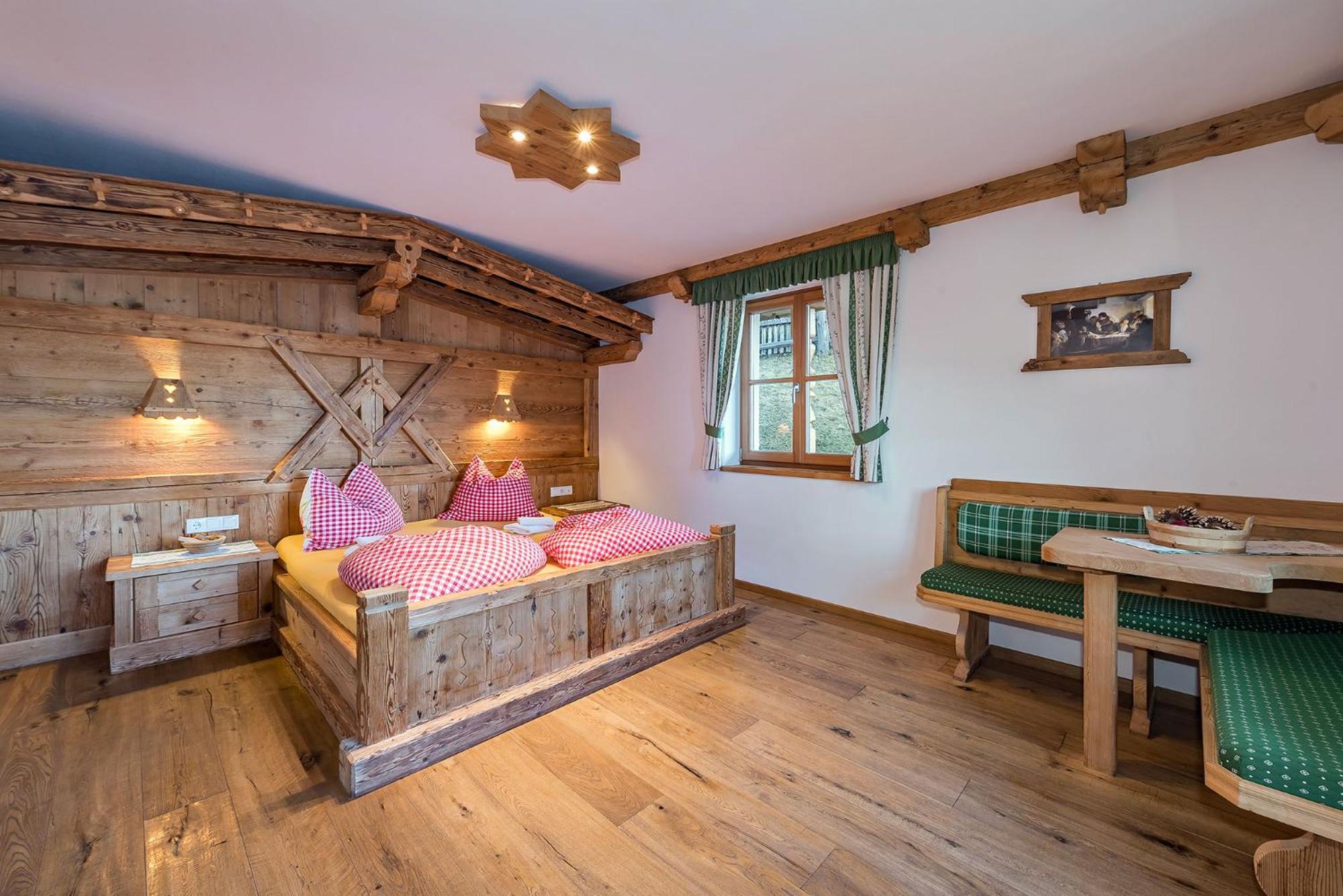 Chalets Almdorf Haidenberg Brunico Camera foto