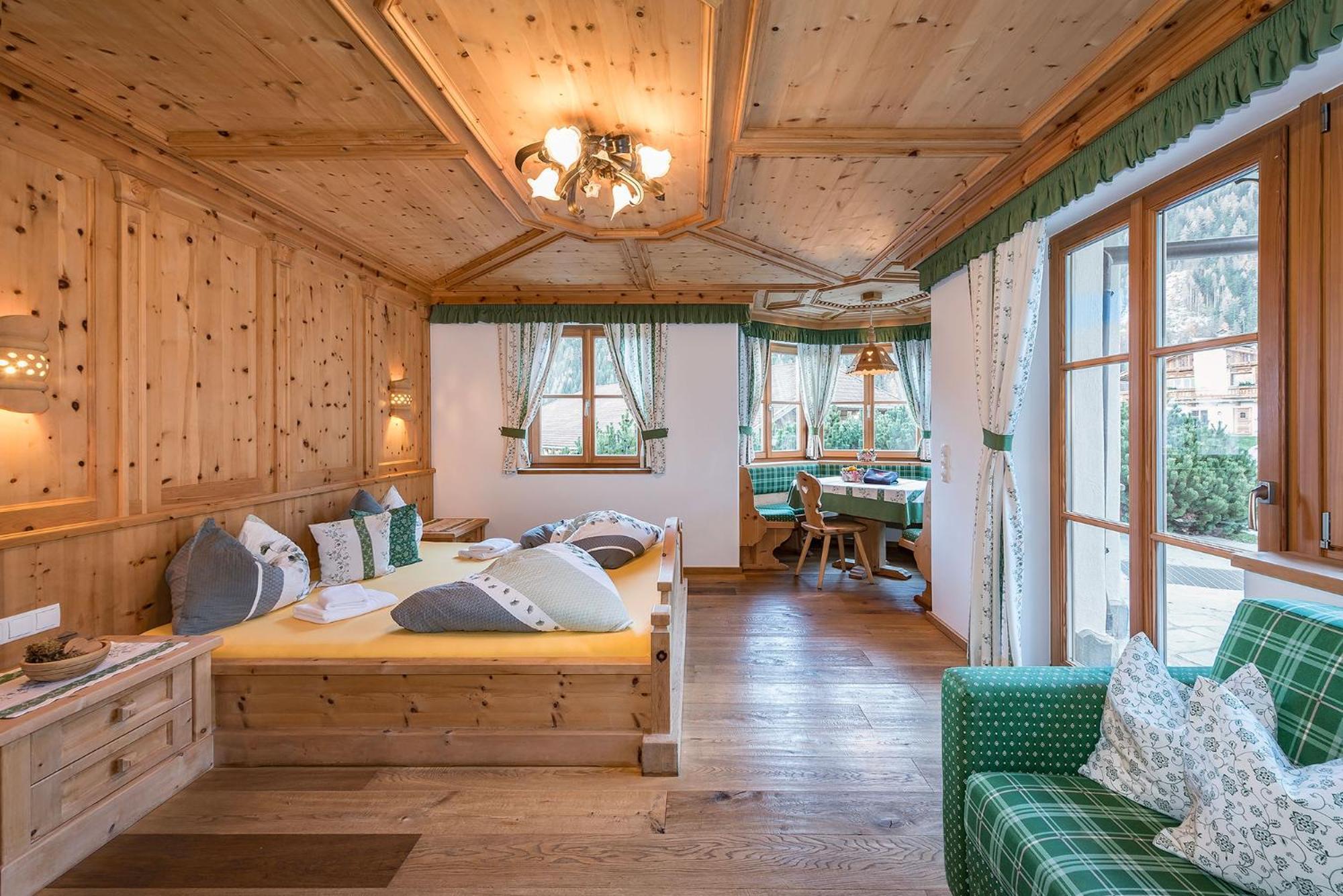 Chalets Almdorf Haidenberg Brunico Camera foto